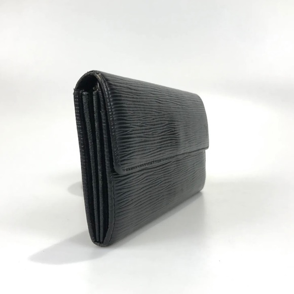 Louis Vuitton purse and wallet - Picture 12 of 15